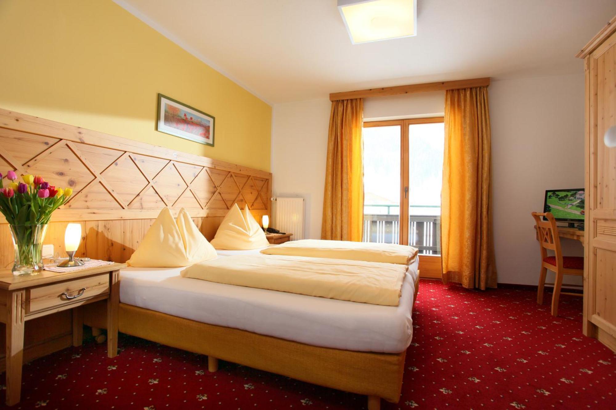 Hotel Alpenhof Вестендорф Екстериор снимка